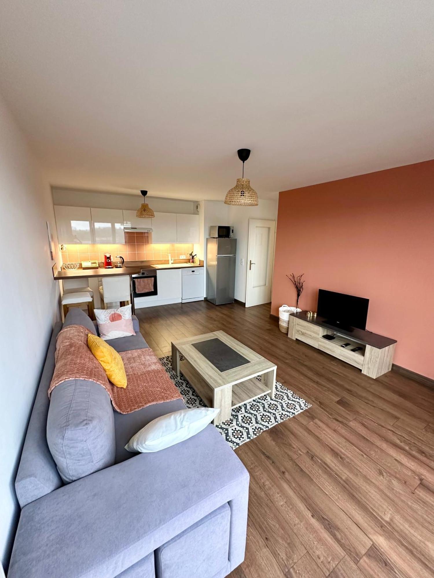 Appartement Chaleureux - Meaux Extérieur photo